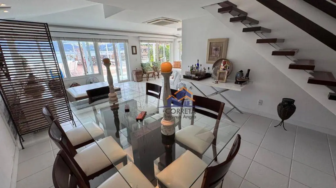 Foto 9 de Casa de Condomínio com 9 quartos à venda, 200m2 em Enseada, Angra Dos Reis - RJ