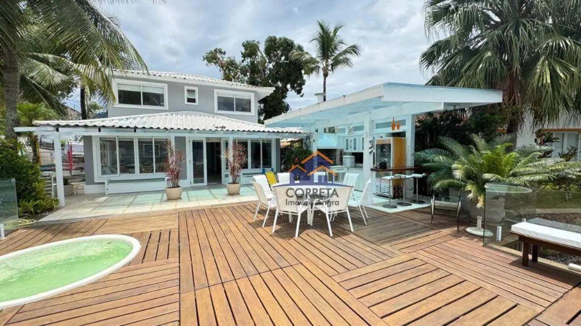Foto 5 de Casa de Condomínio com 9 quartos à venda, 200m2 em Enseada, Angra Dos Reis - RJ