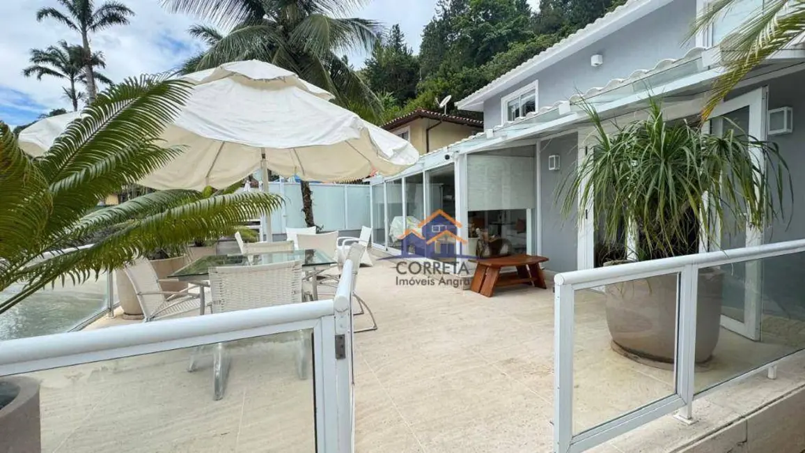 Foto 1 de Casa de Condomínio com 5 quartos à venda, 240m2 em Enseada, Angra Dos Reis - RJ