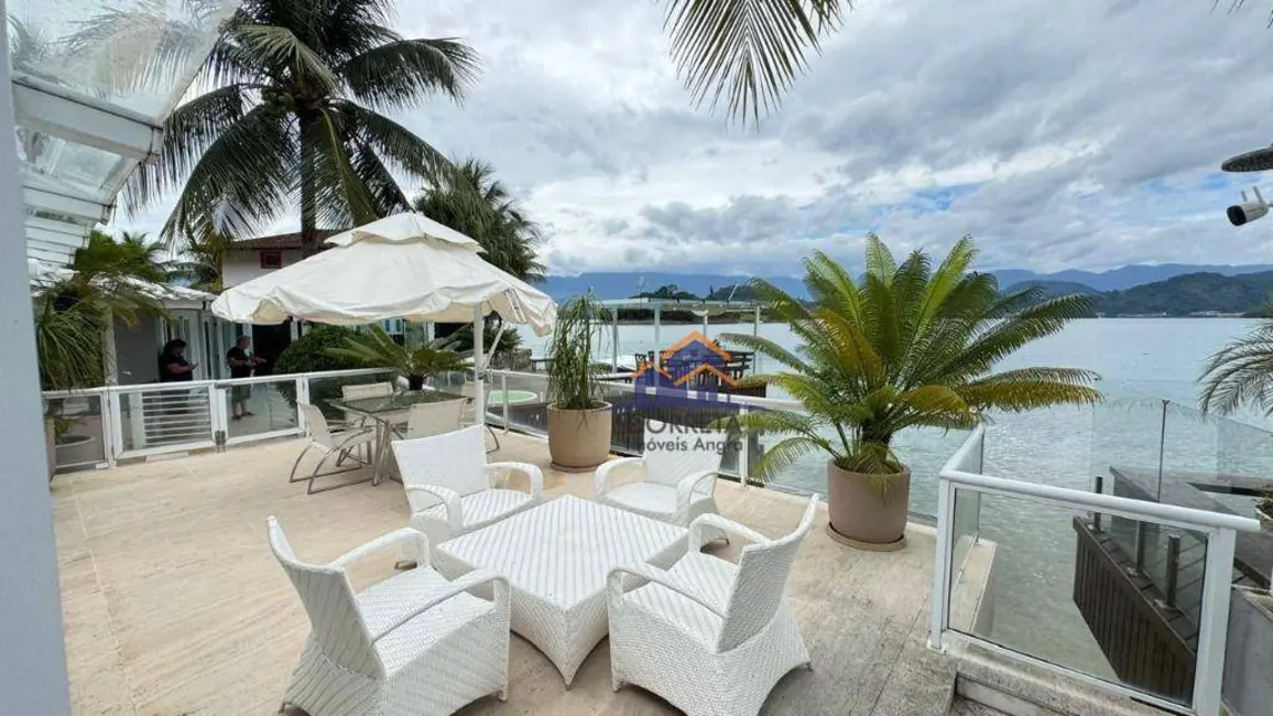 Foto 2 de Casa de Condomínio com 5 quartos à venda, 240m2 em Enseada, Angra Dos Reis - RJ