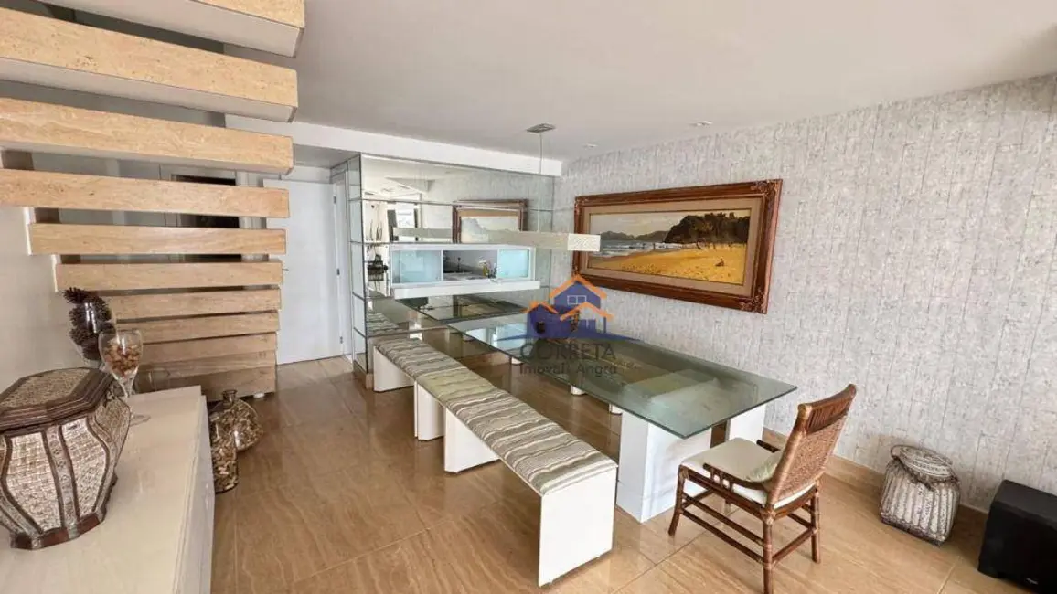 Foto 5 de Casa de Condomínio com 5 quartos à venda, 240m2 em Enseada, Angra Dos Reis - RJ