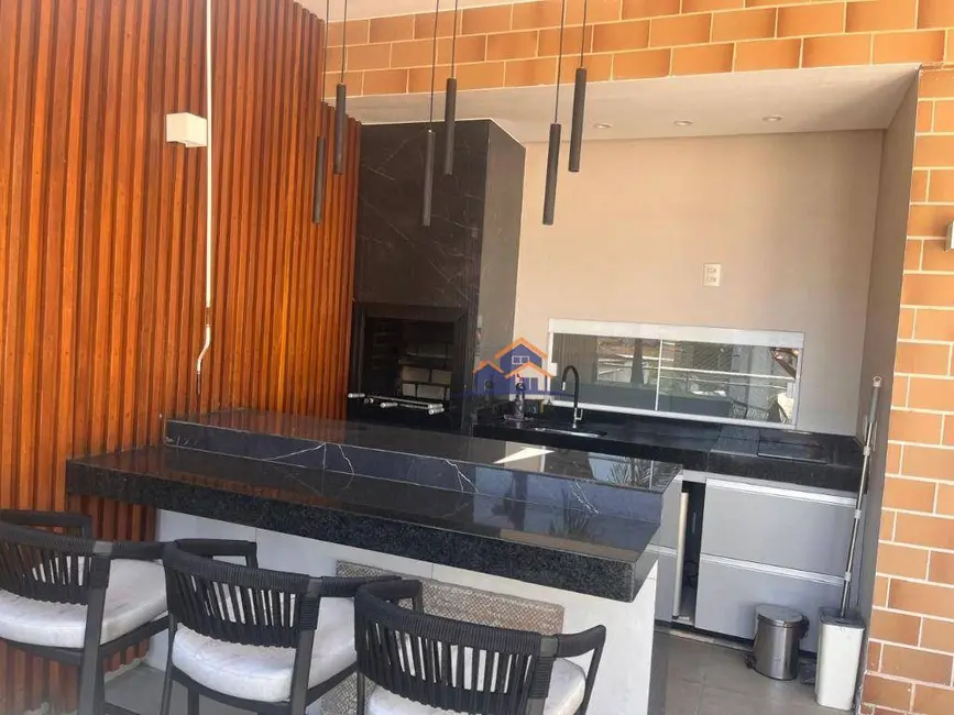 Apartamento com 3 quartos à venda, 221m2 em Parque das Palmeiras, Angra Dos Reis - RJ - imagem 5 Foto 5 de Apartamento com 3 quartos à venda, 221m2 em Parque das Palmeiras, Angra Dos Reis - RJ