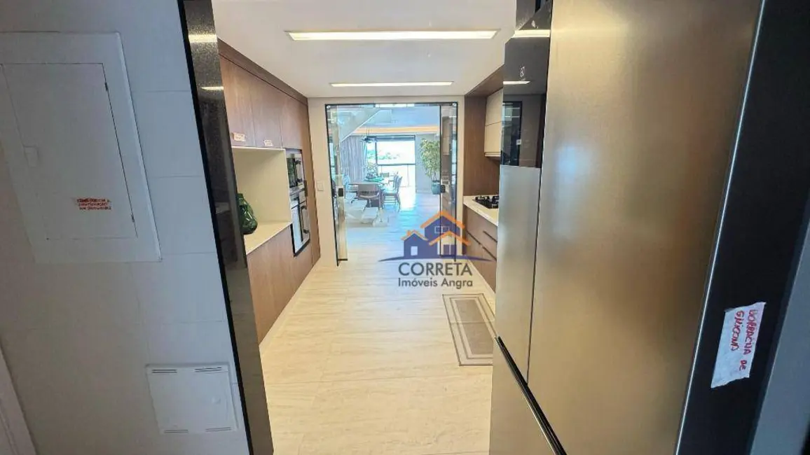 Apartamento com 4 quartos à venda, 1718m2 em Gambôa do Belém (Cunhambebe), Angra Dos Reis - RJ - imagem 9 Foto 9 de Apartamento com 4 quartos à venda, 1718m2 em Gambôa do Belém (Cunhambebe), Angra Dos Reis - RJ