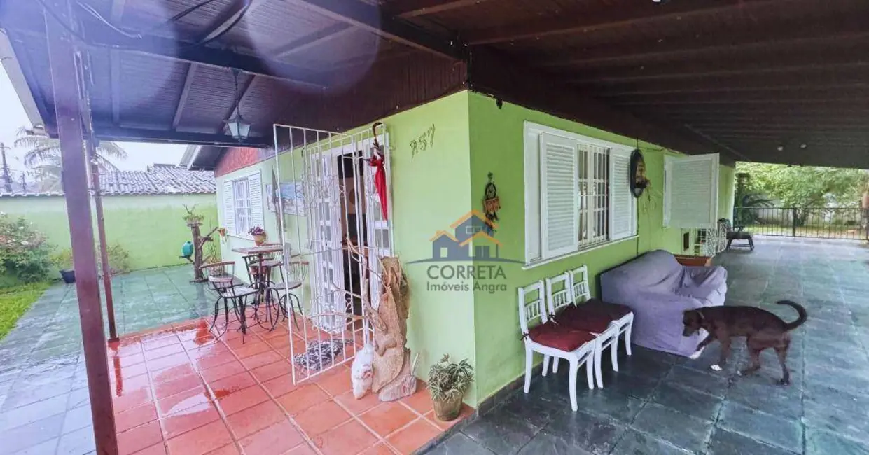 Foto 2 de Casa com 3 quartos à venda, 450m2 em Verolme, Angra Dos Reis - RJ