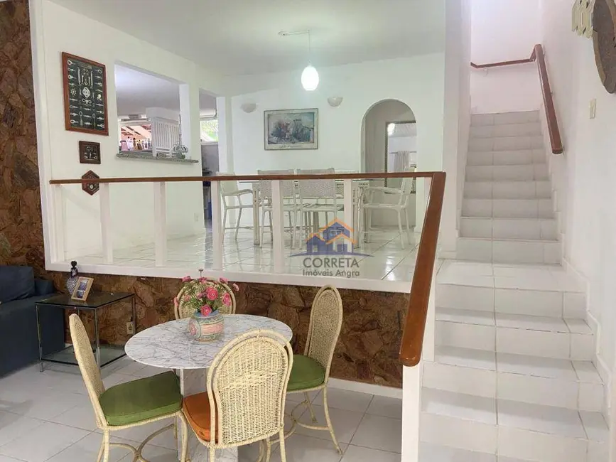 Foto 5 de Casa de Condomínio com 4 quartos à venda, 402m2 em Pontal (Cunhambebe), Angra Dos Reis - RJ