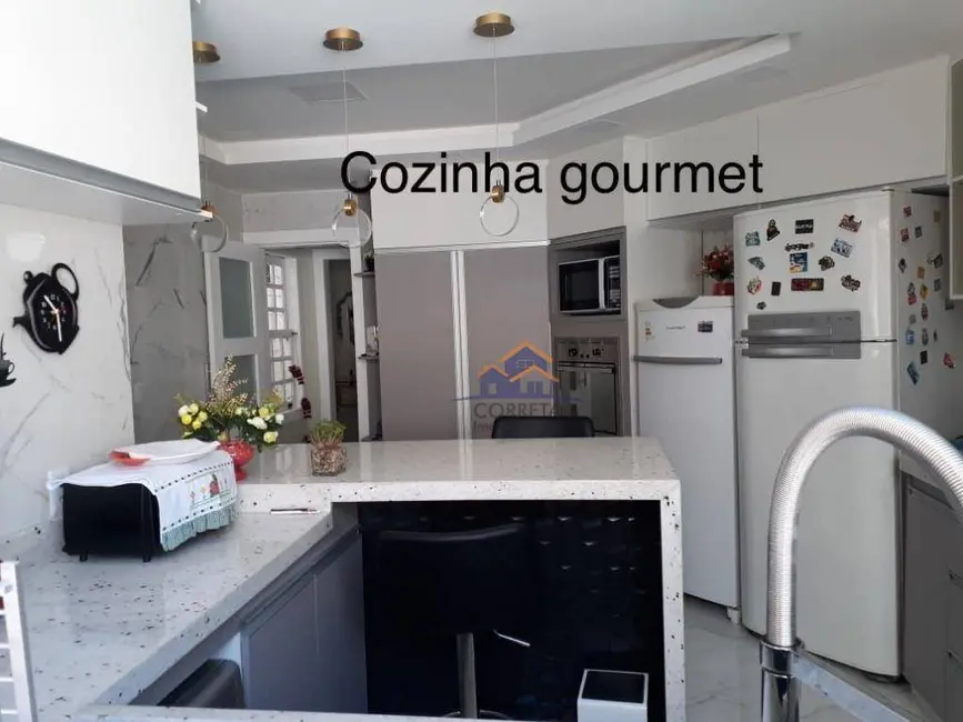 Foto 8 de Casa com 3 quartos à venda, 200m2 em Parque das Palmeiras, Angra Dos Reis - RJ