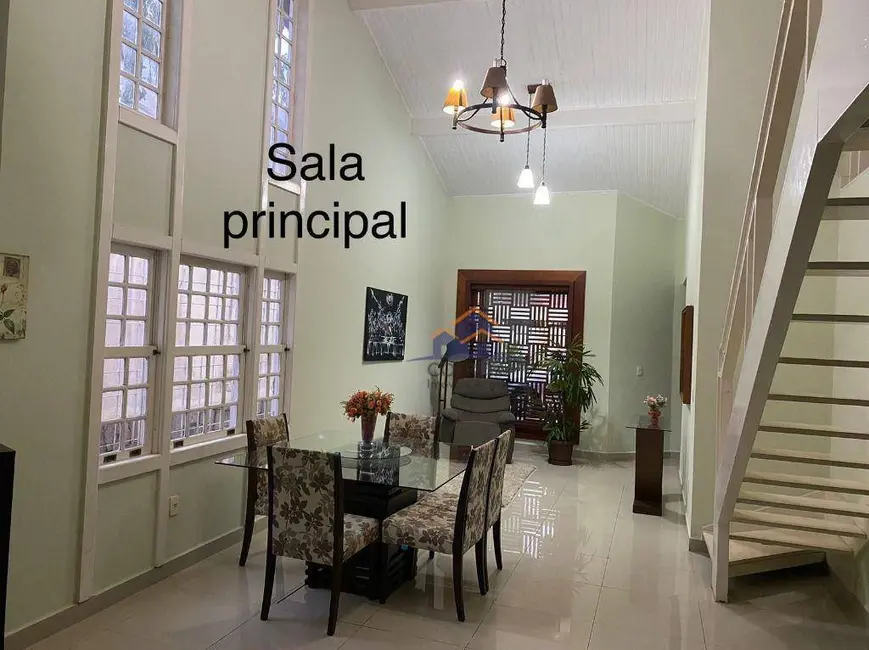 Foto 4 de Casa com 3 quartos à venda, 200m2 em Parque das Palmeiras, Angra Dos Reis - RJ