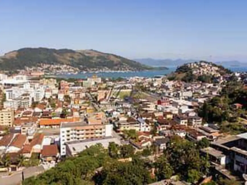 Foto 1 de Apartamento com 2 quartos para alugar, 86m2 em Parque das Palmeiras, Angra Dos Reis - RJ