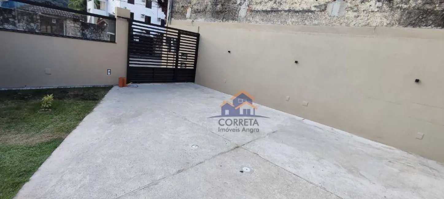 Casa com 3 quartos à venda, 240m2 em Praia da Ribeira (Cunhambebe), Angra Dos Reis - RJ - imagem 3 Foto 3 de Casa com 3 quartos à venda, 240m2 em Praia da Ribeira (Cunhambebe), Angra Dos Reis - RJ