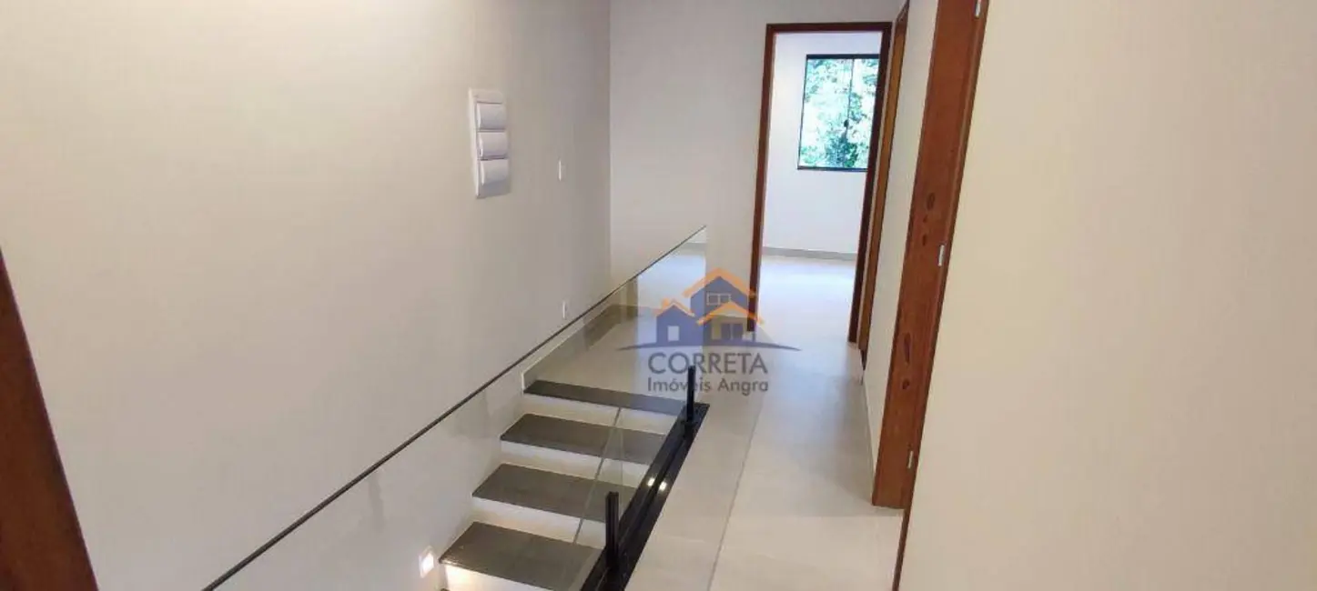 Casa com 3 quartos à venda, 240m2 em Praia da Ribeira (Cunhambebe), Angra Dos Reis - RJ - imagem 1 Foto 1 de Casa com 3 quartos à venda, 240m2 em Praia da Ribeira (Cunhambebe), Angra Dos Reis - RJ