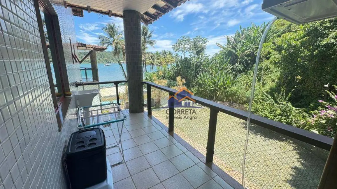 Apartamento com 3 quartos à venda, 136m2 em Angra Dos Reis - RJ - imagem 6 Foto 6 de Apartamento com 3 quartos à venda, 136m2 em Angra Dos Reis - RJ