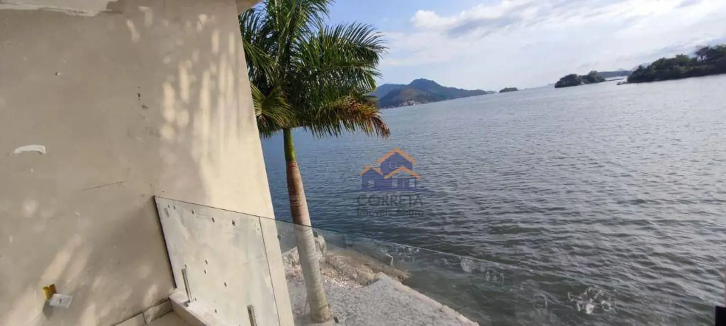 Foto 9 de Casa de Condomínio com 3 quartos à venda, 400m2 em Praia da Ribeira (Cunhambebe), Angra Dos Reis - RJ