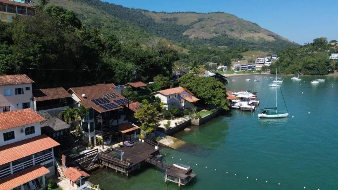 Foto 2 de Casa com 5 quartos à venda e para alugar, 250m2 em Ponta Leste, Angra Dos Reis - RJ