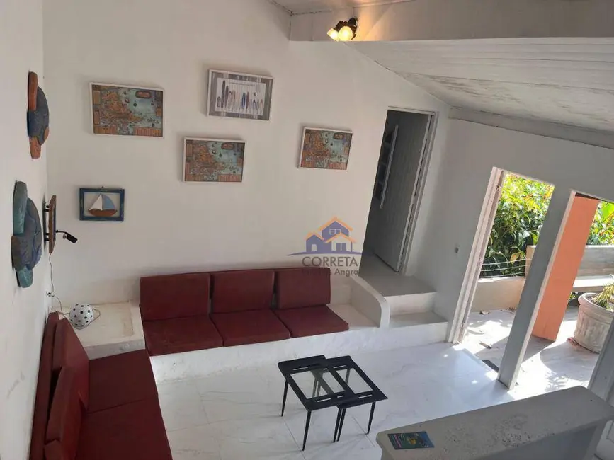 Casa com 3 quartos à venda, 498m2 em Centro, Angra Dos Reis - RJ - imagem 9 Foto 9 de Casa com 3 quartos à venda, 498m2 em Centro, Angra Dos Reis - RJ