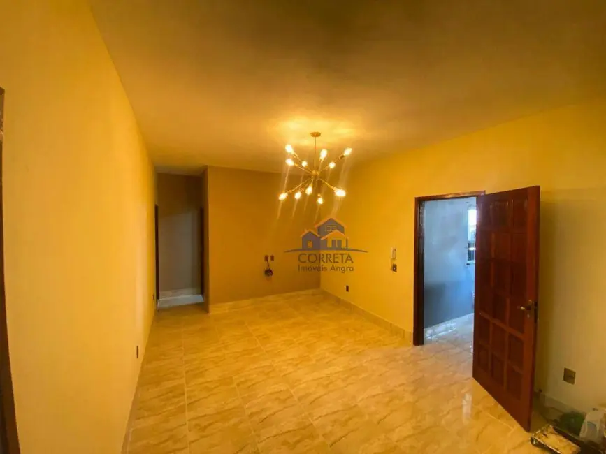 Apartamento com 2 quartos para alugar, 80m2 em Balneário, Angra Dos Reis - RJ - imagem 3 Foto 3 de Apartamento com 2 quartos para alugar, 80m2 em Balneário, Angra Dos Reis - RJ