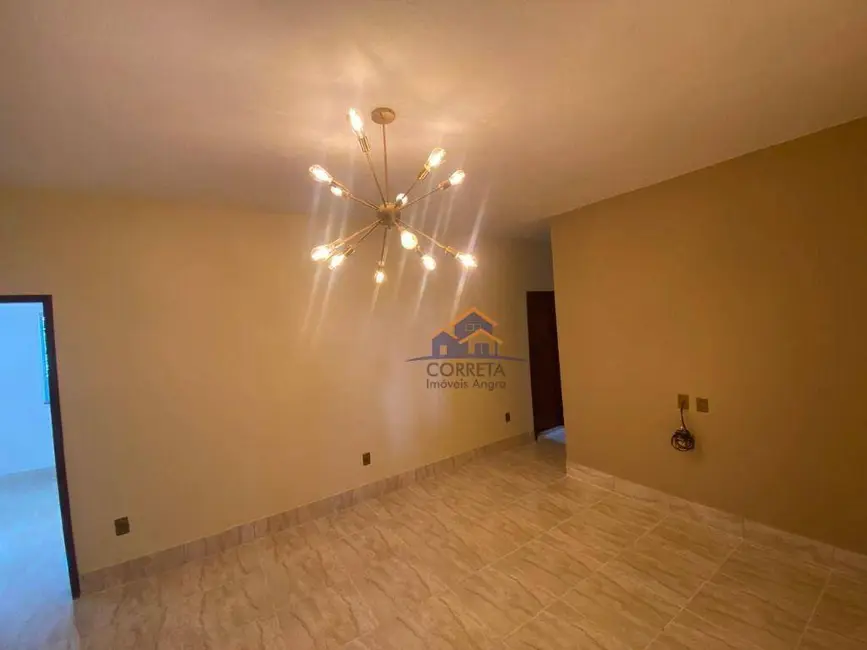 Apartamento com 2 quartos para alugar, 80m2 em Balneário, Angra Dos Reis - RJ - imagem 2 Foto 2 de Apartamento com 2 quartos para alugar, 80m2 em Balneário, Angra Dos Reis - RJ