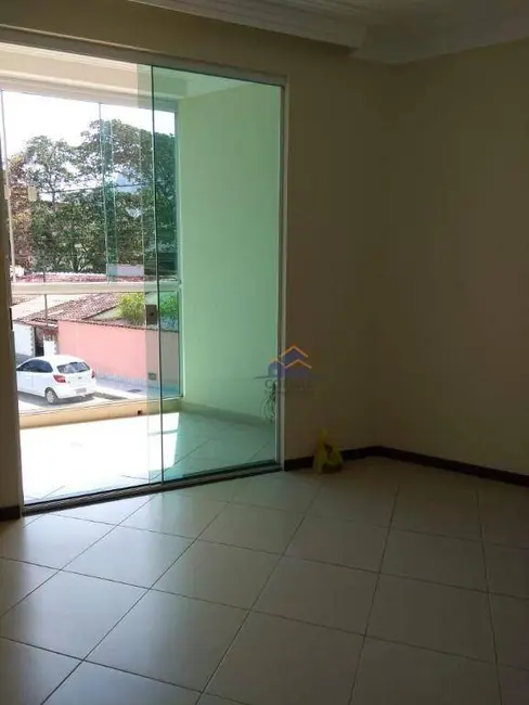 Foto 2 de Casa com 2 quartos à venda, 200m2 em Verolme, Angra Dos Reis - RJ