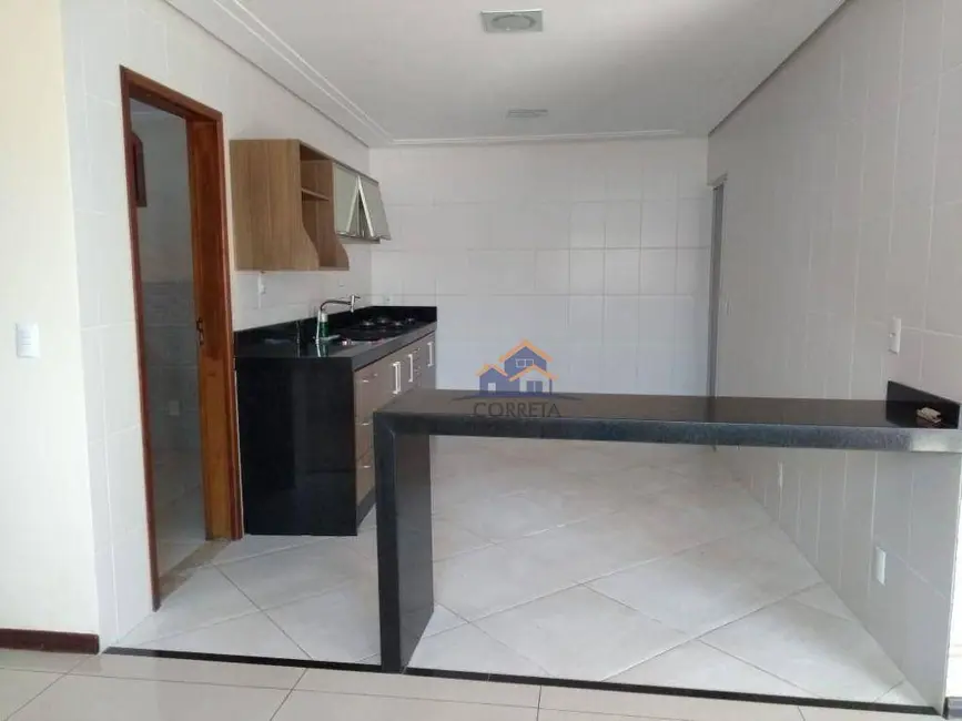 Foto 7 de Casa com 2 quartos à venda, 200m2 em Verolme, Angra Dos Reis - RJ