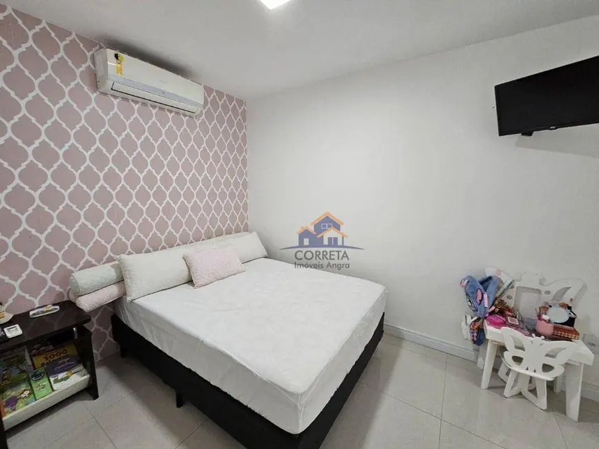 Casa com 4 quartos à venda, 180m2 em Praia da Ribeira (Cunhambebe), Angra Dos Reis - RJ - imagem 9 Foto 9 de Casa com 4 quartos à venda, 180m2 em Praia da Ribeira (Cunhambebe), Angra Dos Reis - RJ