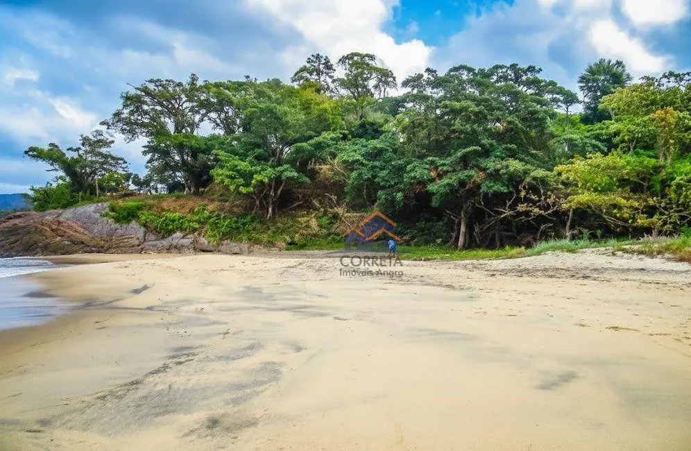 Foto 1 de Terreno / Lote à venda, 17000m2 em Praia das Goiabas (Mambucaba), Angra Dos Reis - RJ
