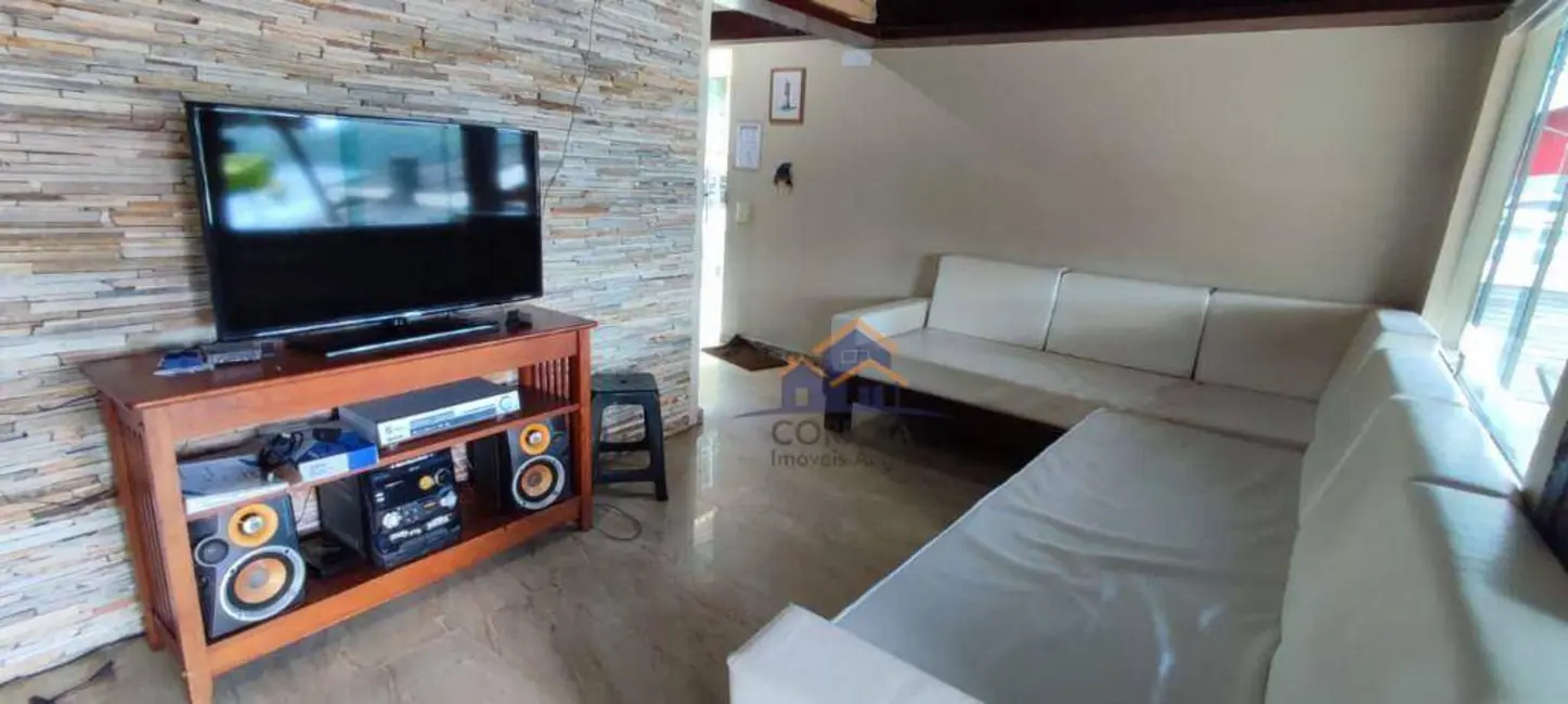 Foto 4 de Casa de Condomínio com 5 quartos à venda, 110m2 em Angra Dos Reis - RJ