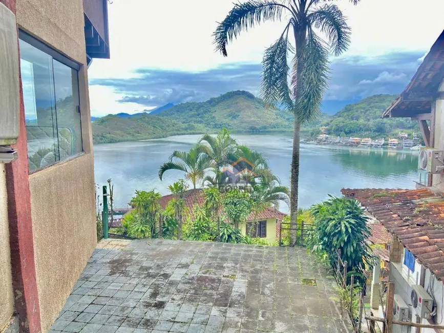 Foto 2 de Casa de Condomínio com 3 quartos à venda, 120m2 em Itanema (Cunhambebe), Angra Dos Reis - RJ