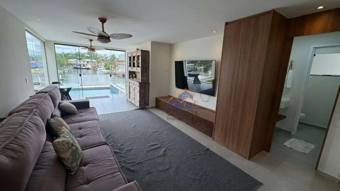 Foto 8 de Casa de Condomínio com 5 quartos à venda, 500m2 em Bracuí (Cunhambebe), Angra Dos Reis - RJ