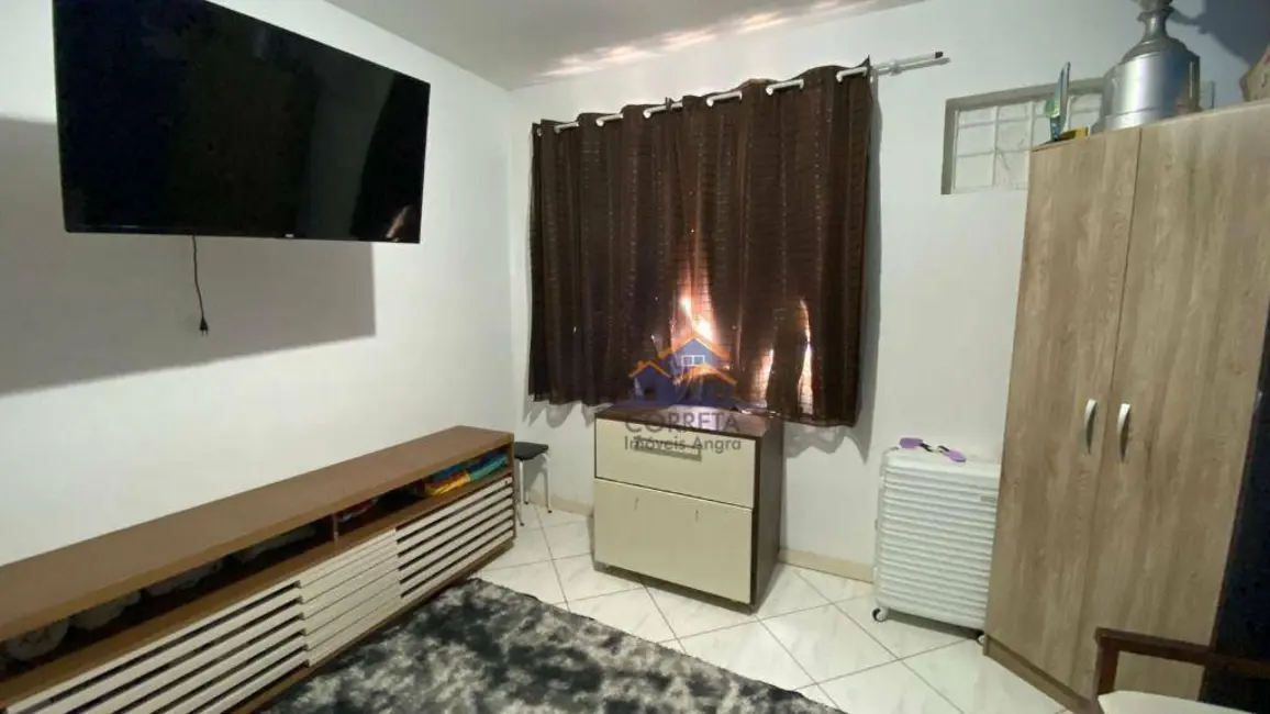 Casa de Condomínio com 2 quartos à venda, 75m2 em Parque das Palmeiras, Angra Dos Reis - RJ - imagem 6 Foto 6 de Casa de Condomínio com 2 quartos à venda, 75m2 em Parque das Palmeiras, Angra Dos Reis - RJ