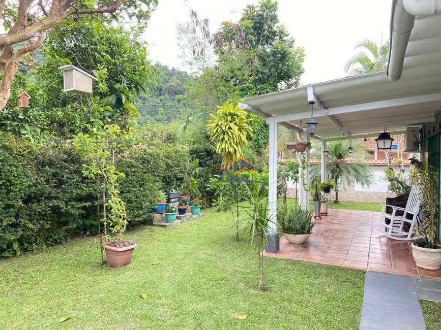 Foto 4 de Casa com 3 quartos à venda, 400m2 em Verolme, Angra Dos Reis - RJ