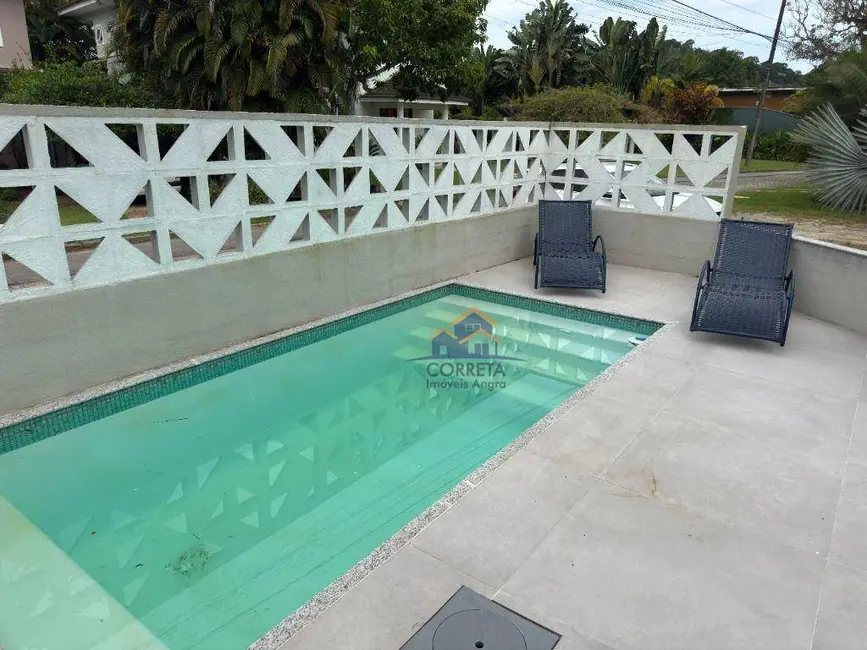 Foto 3 de Casa de Condomínio com 3 quartos à venda, 300m2 em Frade (Cunhambebe), Angra Dos Reis - RJ