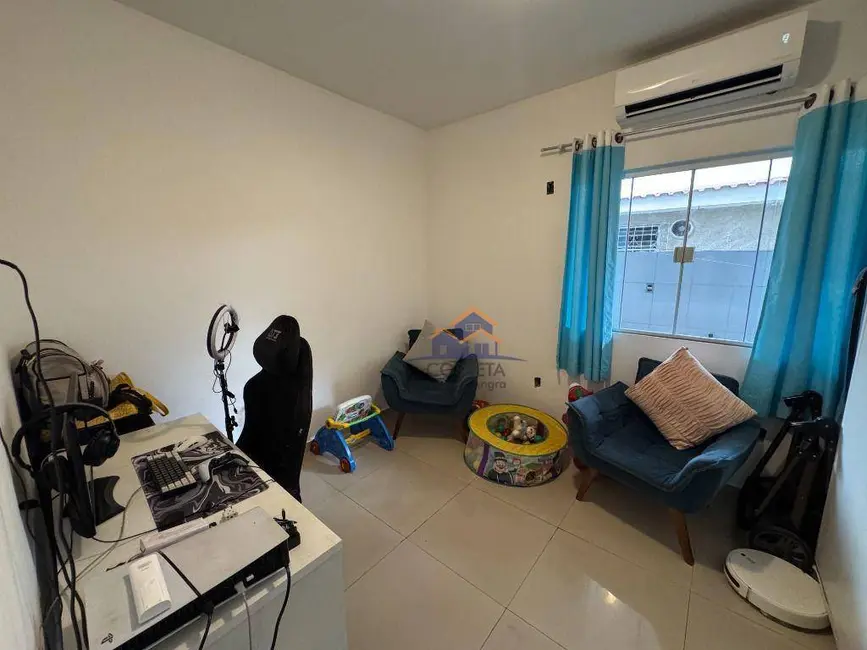 Foto 9 de Casa com 3 quartos à venda, 149m2 em Village, Angra Dos Reis - RJ