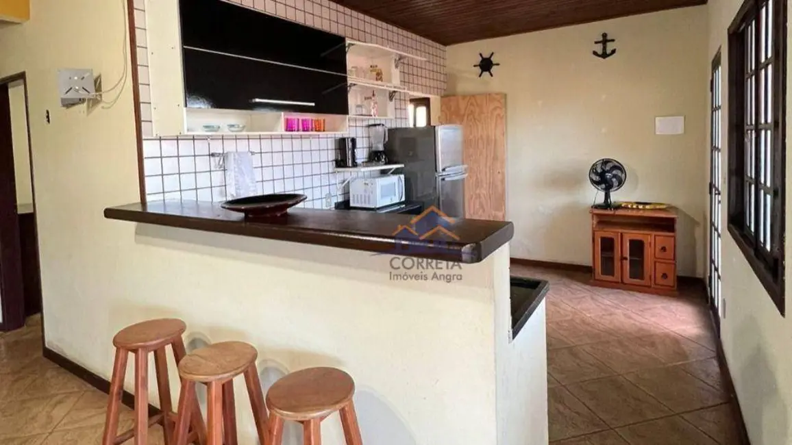 Foto 9 de Casa com 8 quartos à venda, 400m2 em Parque das Palmeiras, Angra Dos Reis - RJ