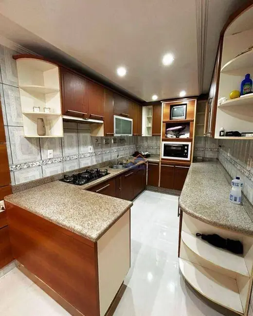 Foto 7 de Casa de Condomínio com 4 quartos à venda, 150m2 em Centro, Angra Dos Reis - RJ