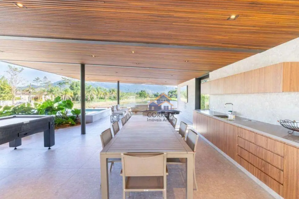 Casa de Condomínio com 6 quartos para alugar, 1950m2 em Mangaratiba - RJ - imagem 3 Foto 3 de Casa de Condomínio com 6 quartos para alugar, 1950m2 em Mangaratiba - RJ