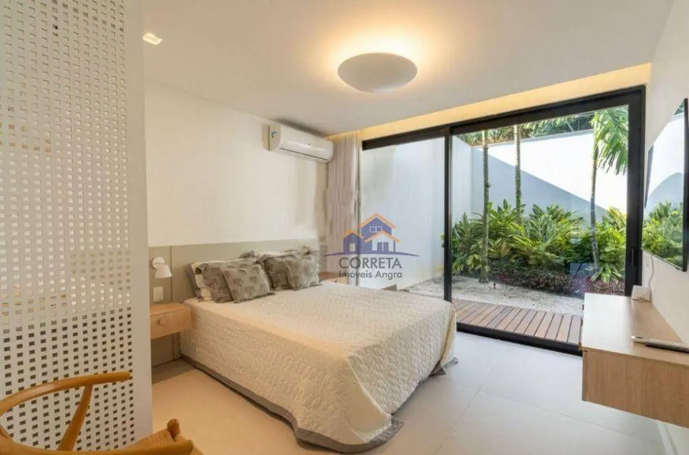 Casa de Condomínio com 6 quartos para alugar, 1950m2 em Mangaratiba - RJ - imagem 6 Foto 6 de Casa de Condomínio com 6 quartos para alugar, 1950m2 em Mangaratiba - RJ