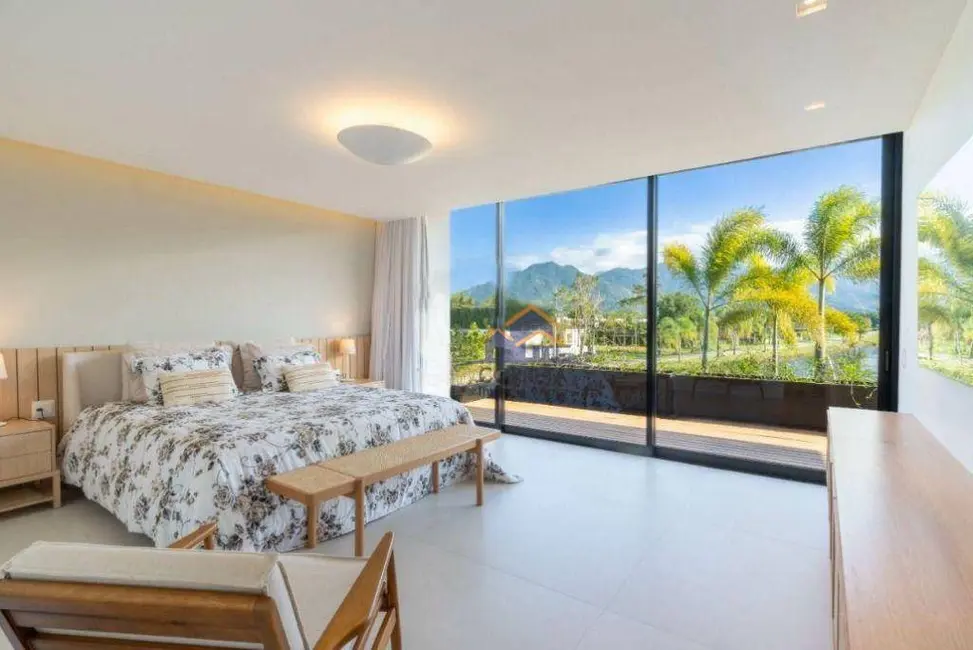 Casa de Condomínio com 6 quartos para alugar, 1950m2 em Mangaratiba - RJ - imagem 4 Foto 4 de Casa de Condomínio com 6 quartos para alugar, 1950m2 em Mangaratiba - RJ