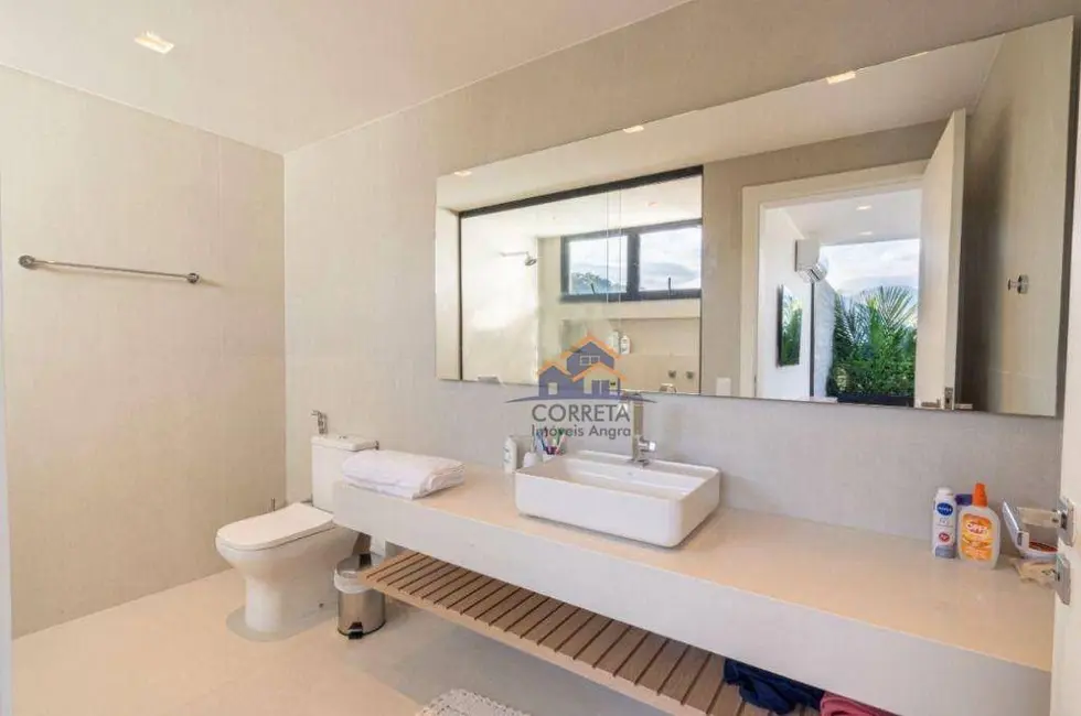 Casa de Condomínio com 6 quartos para alugar, 1950m2 em Mangaratiba - RJ - imagem 5 Foto 5 de Casa de Condomínio com 6 quartos para alugar, 1950m2 em Mangaratiba - RJ