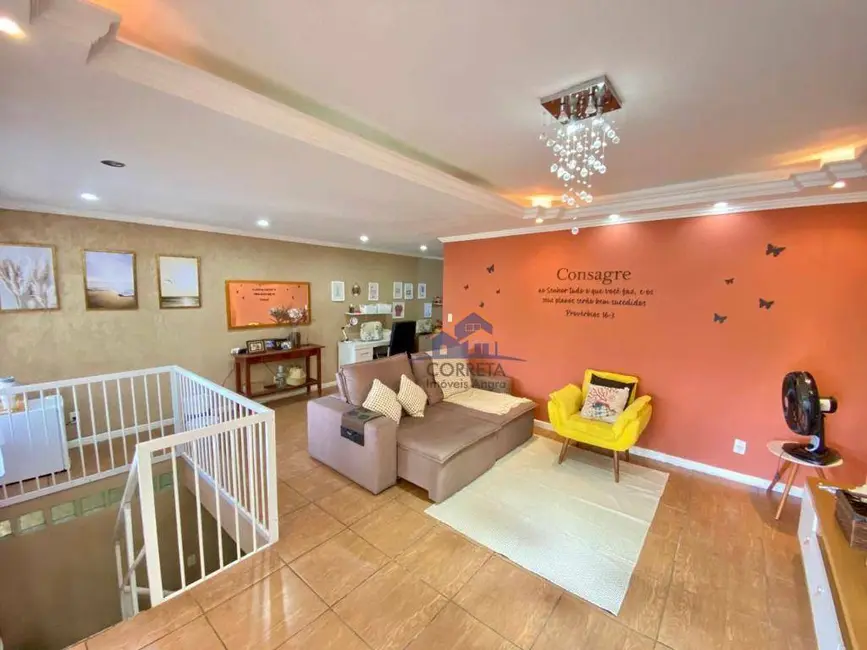 Foto 6 de Casa com 3 quartos à venda, 219m2 em Village, Angra Dos Reis - RJ