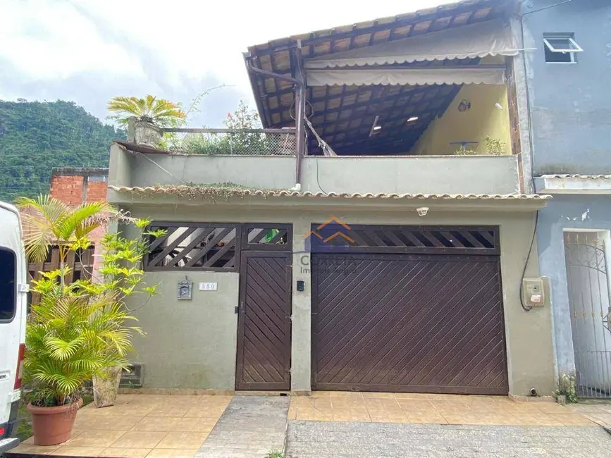 Foto 2 de Casa com 3 quartos à venda, 219m2 em Village, Angra Dos Reis - RJ