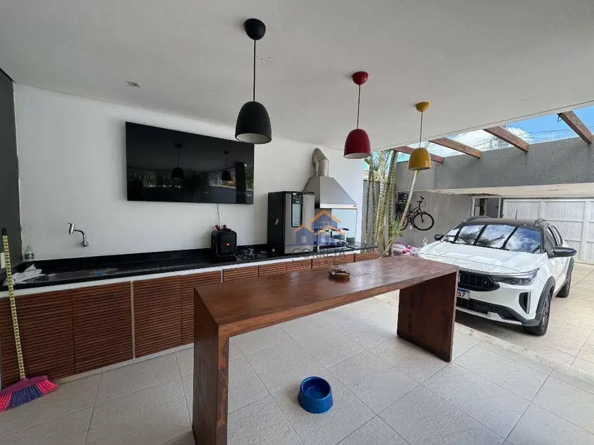 Foto 4 de Casa com 4 quartos à venda, 384m2 em Praia da Ribeira (Cunhambebe), Angra Dos Reis - RJ