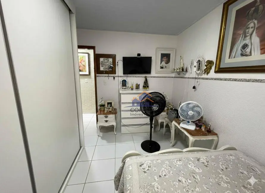 Foto 8 de Casa com 2 quartos à venda, 215m2 em Garatucaia, Angra Dos Reis - RJ