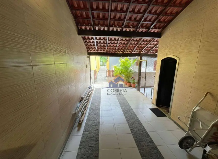 Foto 2 de Casa com 2 quartos à venda, 215m2 em Garatucaia, Angra Dos Reis - RJ