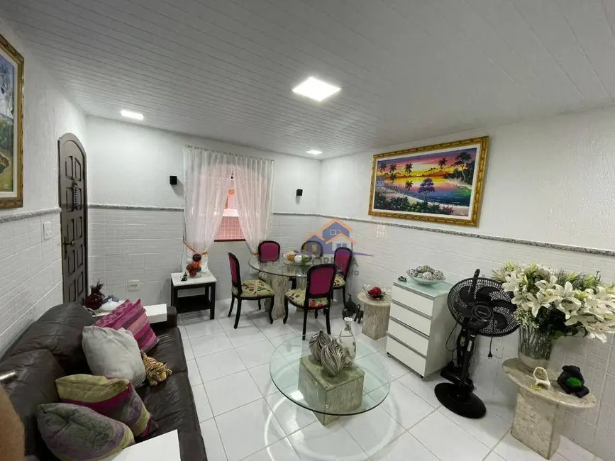 Foto 4 de Casa com 2 quartos à venda, 215m2 em Garatucaia, Angra Dos Reis - RJ