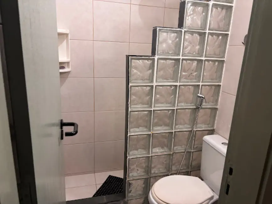 Apartamento com 2 quartos à venda e para alugar, 63m2 em Bracuí (Cunhambebe), Angra Dos Reis - RJ - imagem 9 Foto 9 de Apartamento com 2 quartos à venda e para alugar, 63m2 em Bracuí (Cunhambebe), Angra Dos Reis - RJ