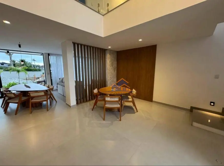 Foto 9 de Casa com 4 quartos para alugar, 200m2 em Centro, Angra Dos Reis - RJ