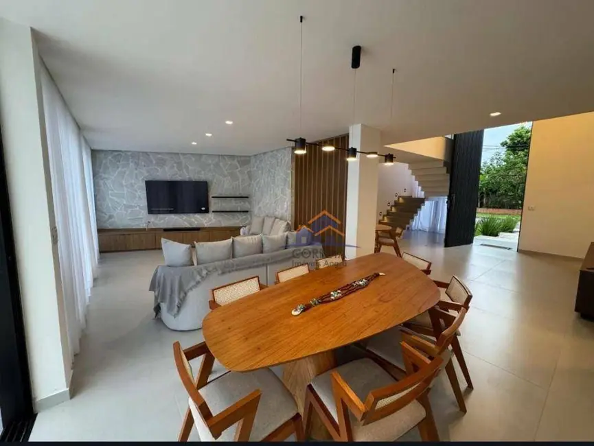 Foto 7 de Casa com 4 quartos para alugar, 200m2 em Centro, Angra Dos Reis - RJ