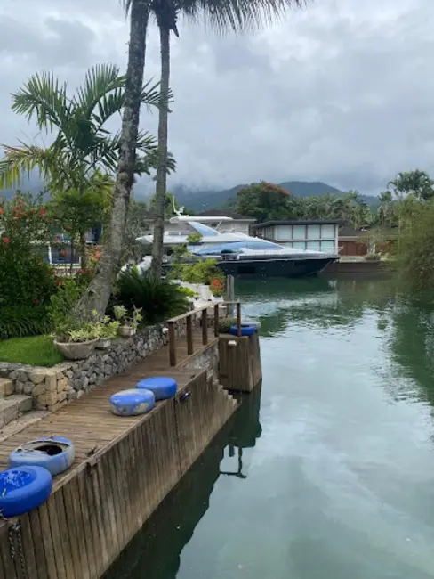 Foto 5 de Casa de Condomínio com 4 quartos à venda, 200m2 em Frade (Cunhambebe), Angra Dos Reis - RJ