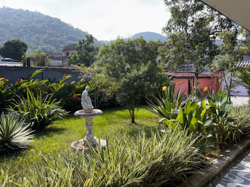Foto 2 de Casa com 3 quartos à venda, 600m2 em Camorim, Angra Dos Reis - RJ
