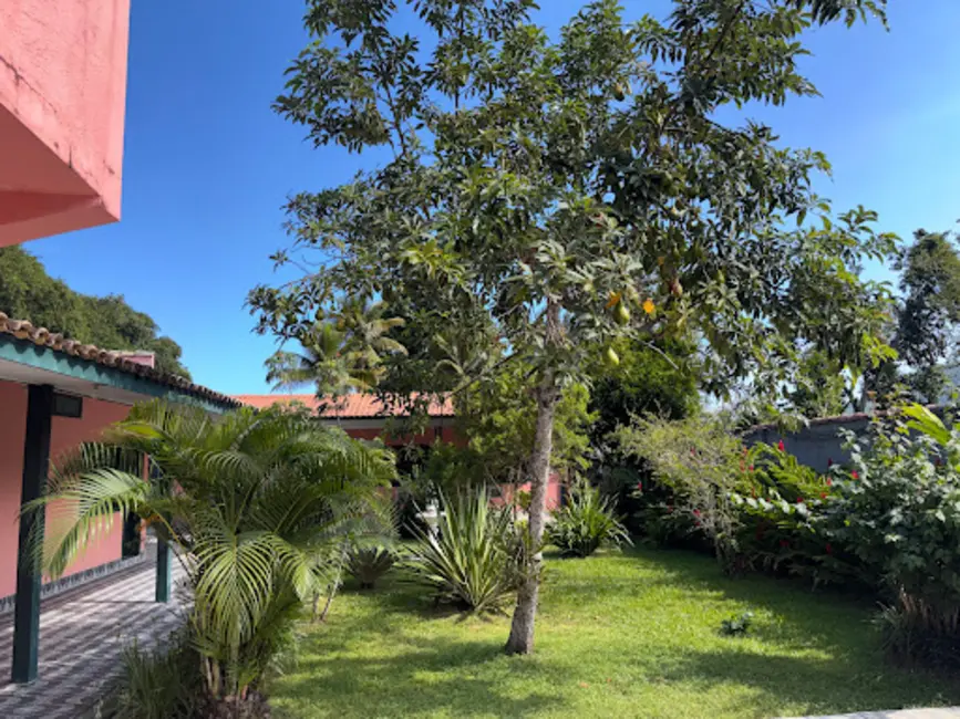 Foto 3 de Casa com 3 quartos à venda, 600m2 em Camorim, Angra Dos Reis - RJ