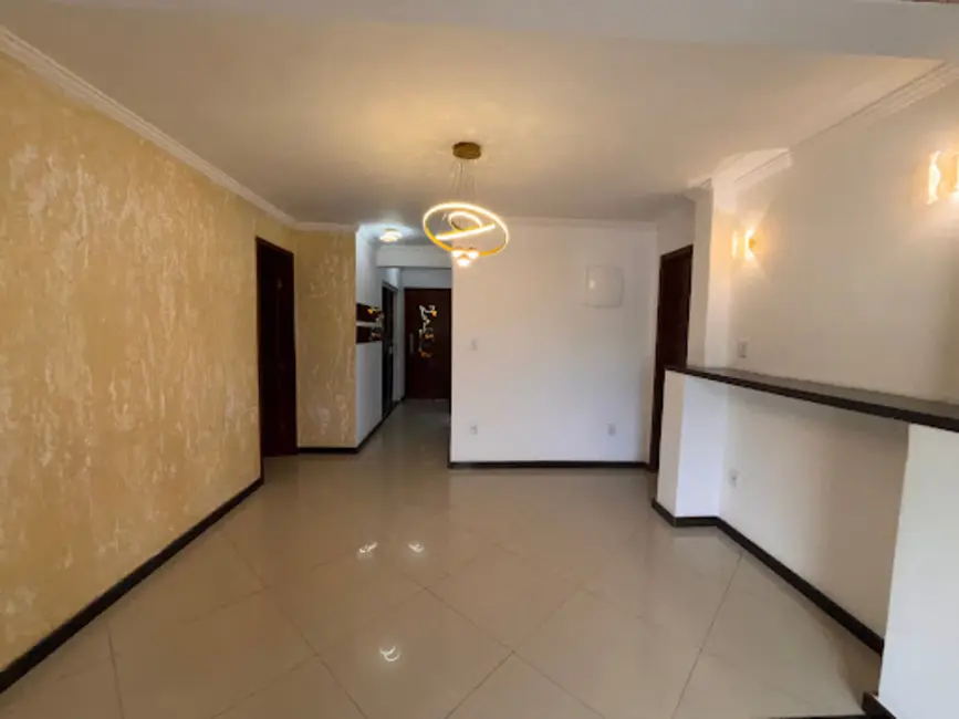 Foto 1 de Casa com 3 quartos para alugar, 143m2 em Nova Angra (Cunhambebe), Angra Dos Reis - RJ